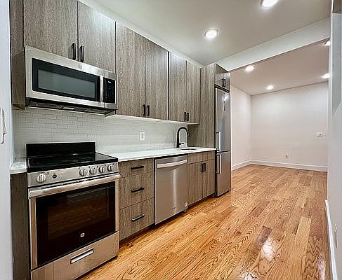 1st image of 350 Lenox Ave #S5