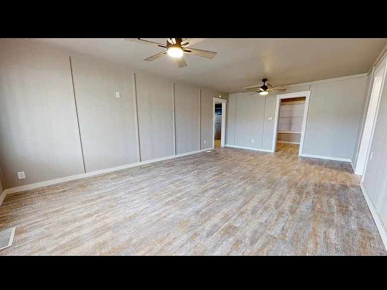 723 N Jardot Rd — Photo 13