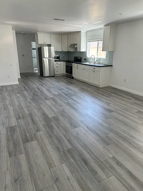 1 bed, 835 sqft, $2,850 — Photo 4