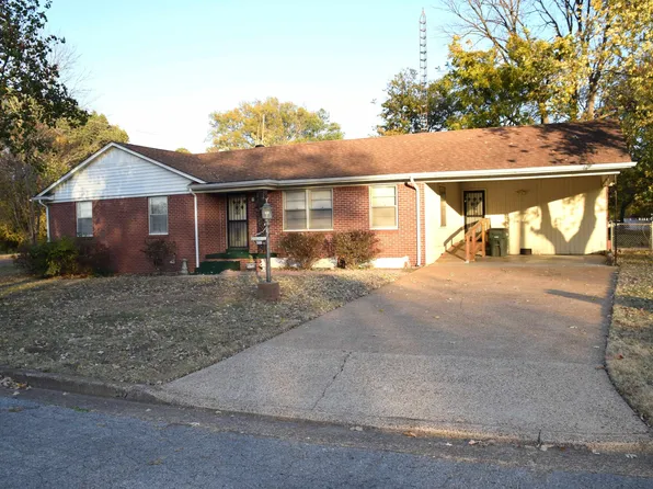 917 N Morgan St, Union City, TN 38261