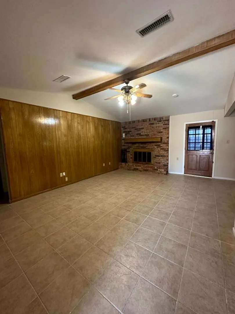 5325 Southmoor — Photo 3