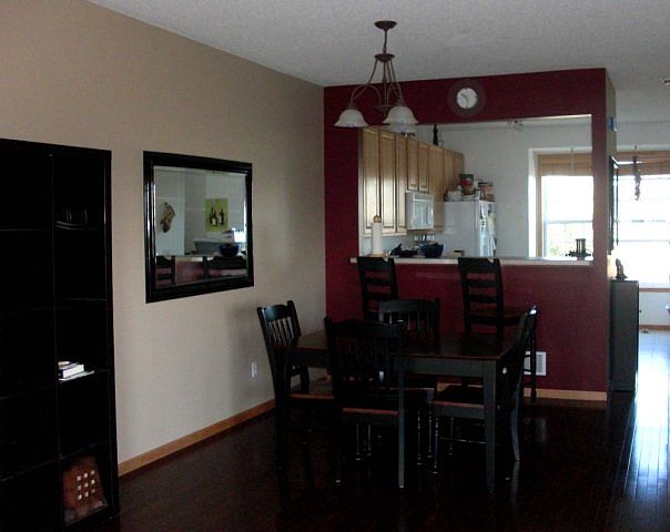 2nd image of 8005 Stratford Cir S