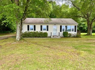 2048 Lake Rd, Lottsburg, VA 22511