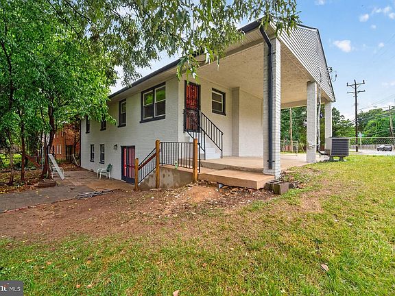 3rd image of 6800 Westchester Ct