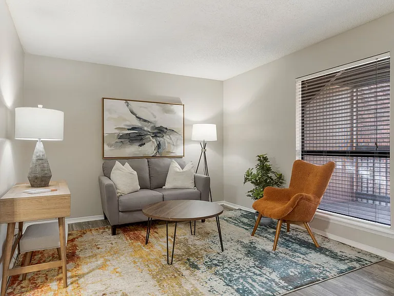 Echo Trail Apartments - Lease Today & Save $300 OFF Move-In Costs! — Photo 31