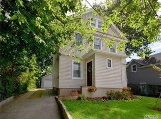 17 Herbert Ave, Port Washington, NY 11050