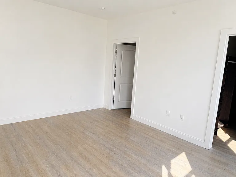 6400 Jefferson St #403A — Photo 15
