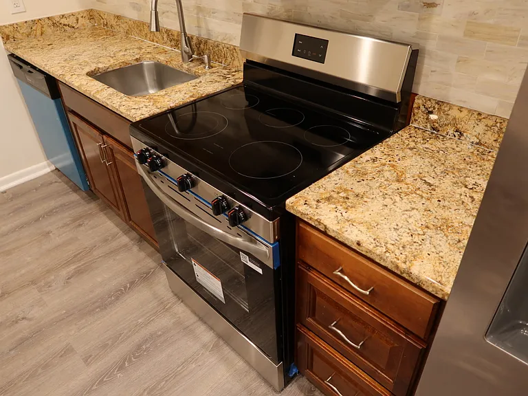 3320 S 28th St #202 — Photo 8