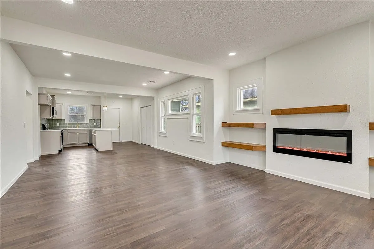 1704 Northwest 32nd Street - 1 — Photo 4
