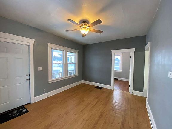 2nd image of 6108 Gateway Blvd