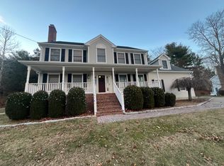 4 Hayfield Rd, New Milford, CT 06776