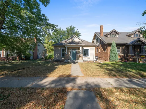 316 E 3rd Ave, Mitchell, SD 57301