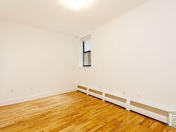 4th image of 2098 Fredrick Douglass Blvd #5E