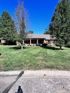 1970 Tricorn Ln, Saint Louis, MO, 63131