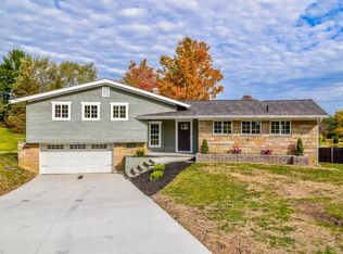 1465 Bellus Rd, Hinckley, OH 44233