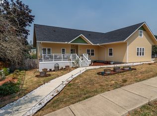 525 Oak St, Oakland, OR 97462