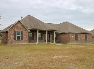 555 Jewell Ln, Lake Charles, LA 70611