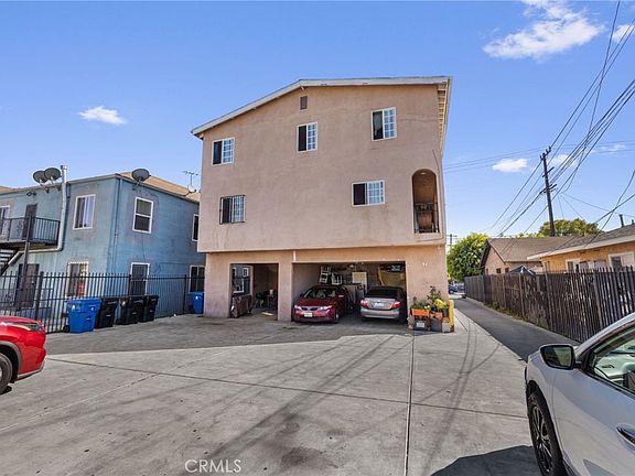 5th image of 879 E 40th Pl