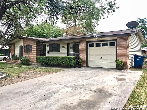 3rd image of 4618 Hershey Dr