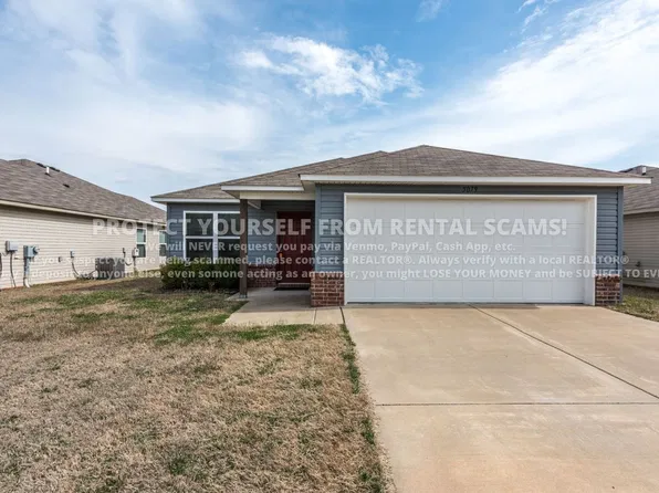5079 W Claxton Cir, Fayetteville, AR 72704