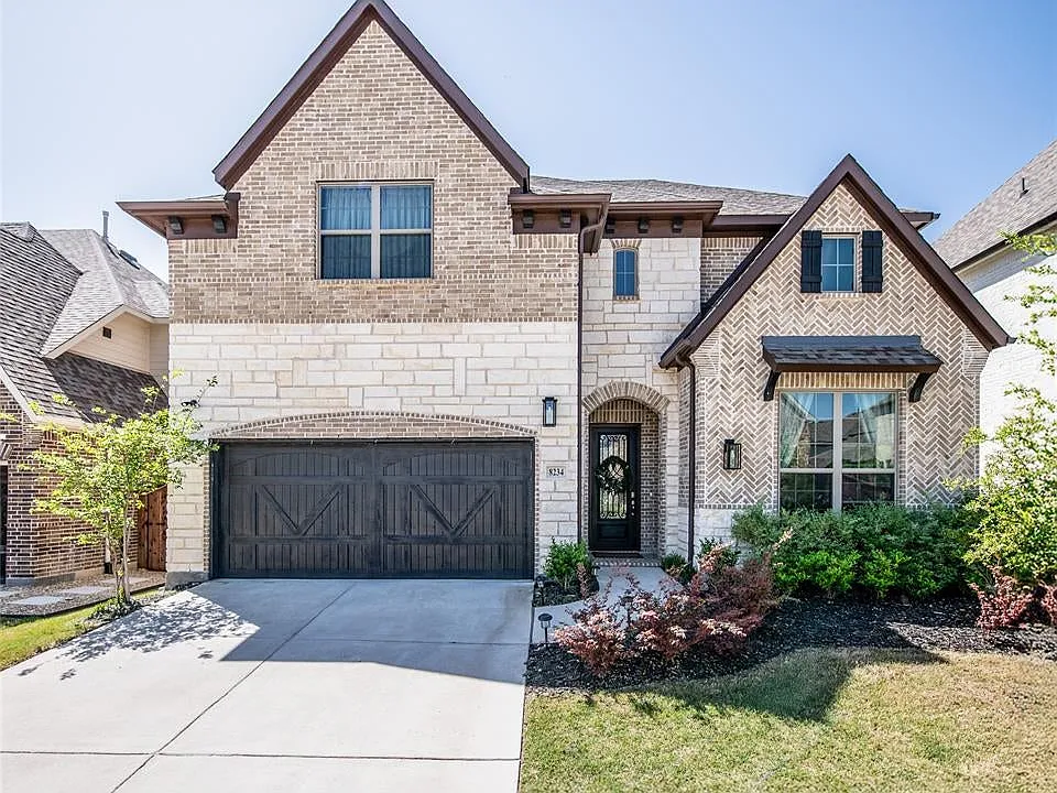 8234 Vitex Ave