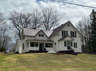 26 Spring St, Houlton, ME 04730