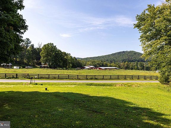3rd image of 2641 Dry Run Rd