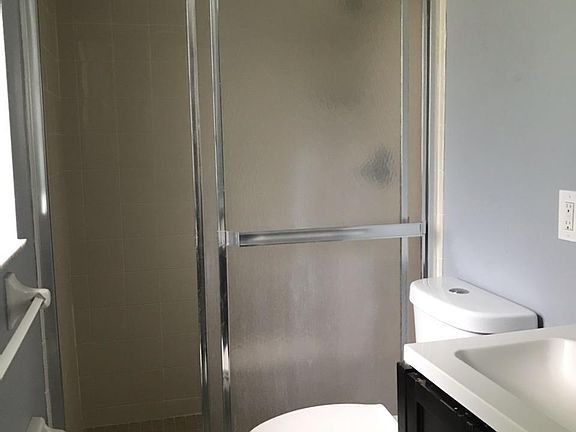5th image of 1115 San Jose Blvd