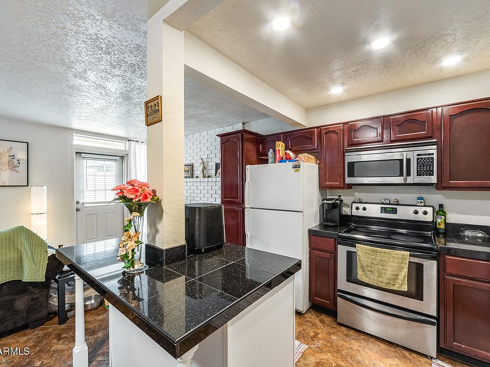 1st image of 4202 N 28th St Unit 14