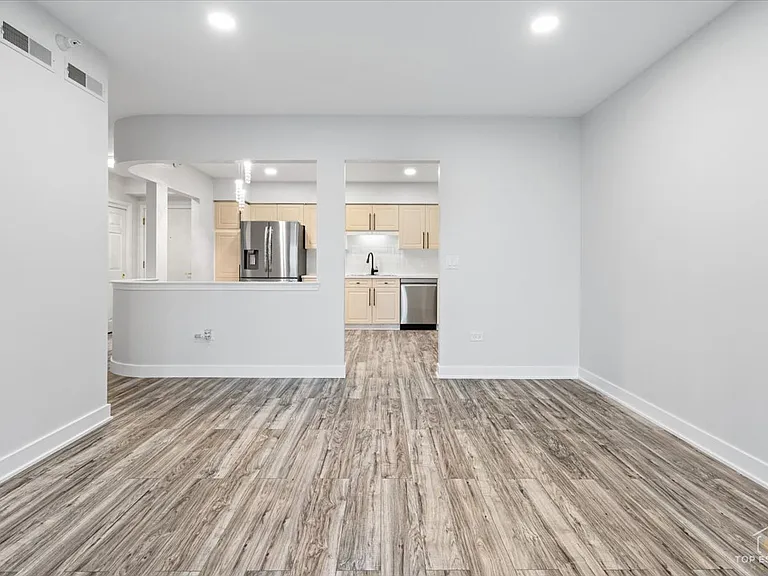 650 S River Rd #812 — Photo 12