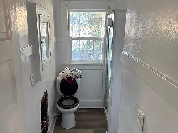 4th image of 4327 Halldale Ave