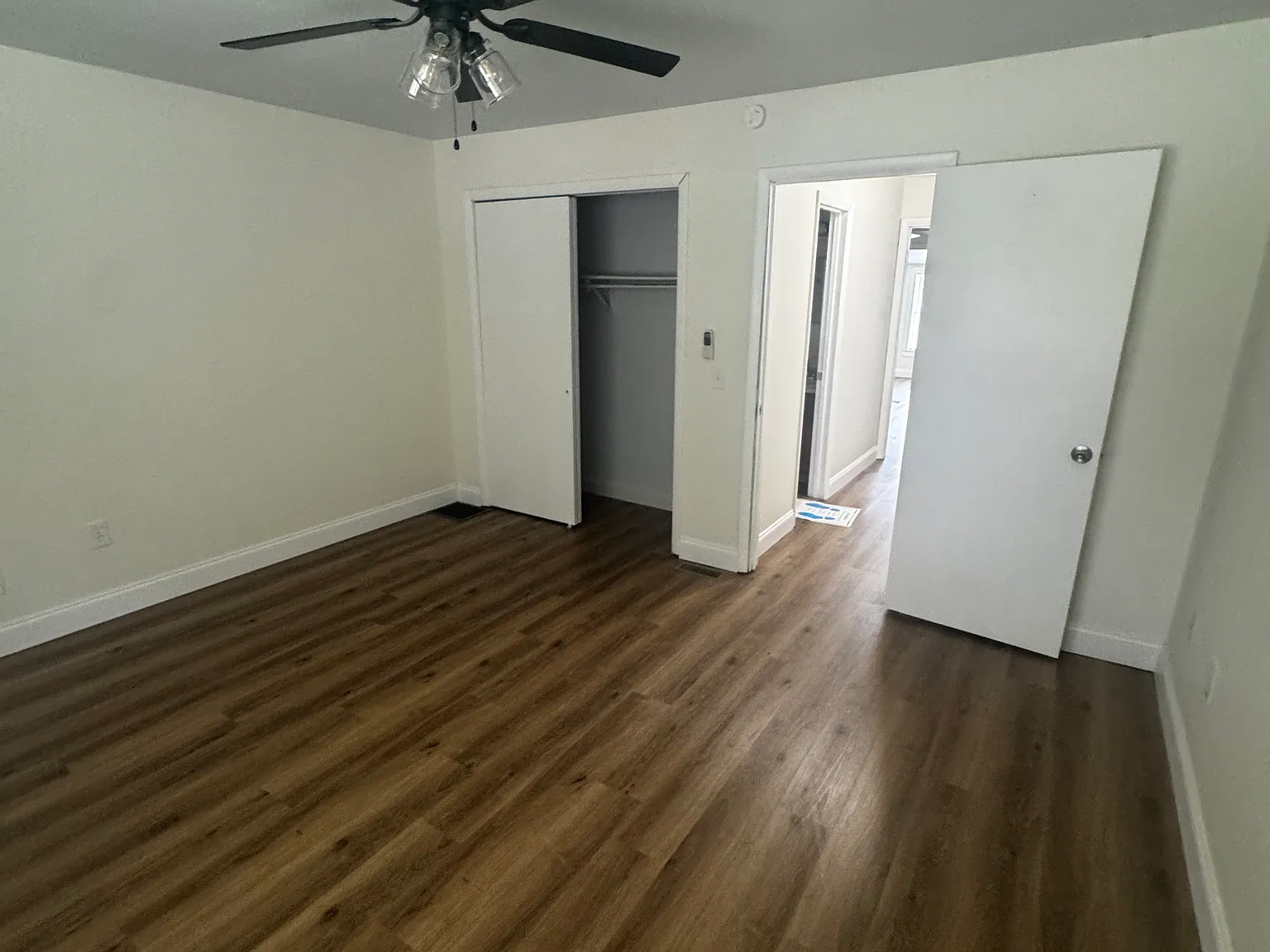 2 bed, 1.5 bath, 1000 sqft, $1,150 — Photo 2