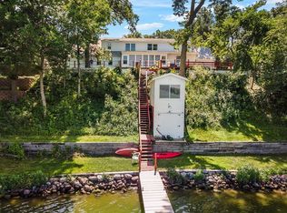 1334 Oak Beach Dr, Fairmont, MN 56031