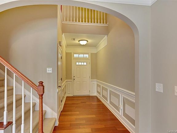 3rd image of 1111 Crown Vista Dr #102