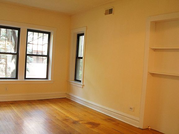 3rd image of 2516 N Kedzie Blvd #2518-3W