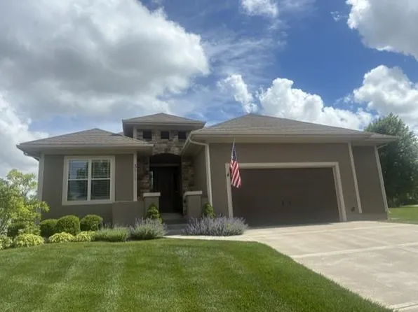 3111 N 118th Ter, Kansas City, KS 66109