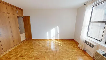 Rented by Metro Garden Realty NYC