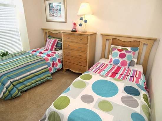 WS4P304OBC-Twin-Bedroom