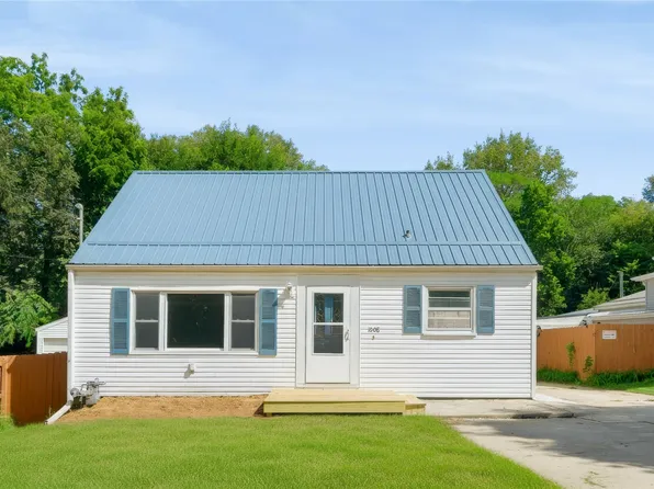 1008 1st St N, Newton, IA 50208