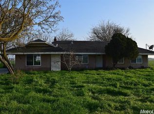 2306 Almond Ave, Patterson, CA 95363