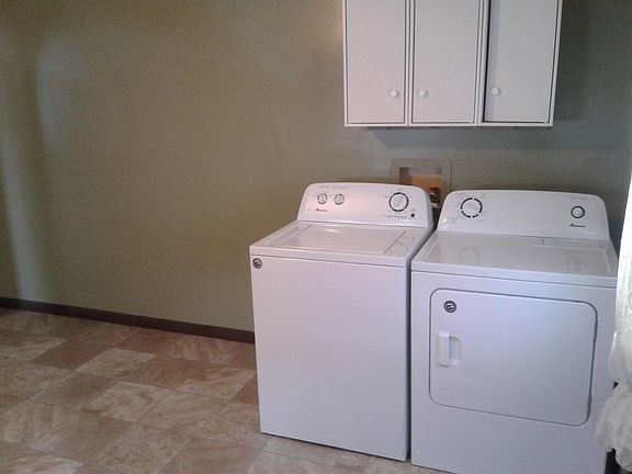 4th image of 322 Gertrude St