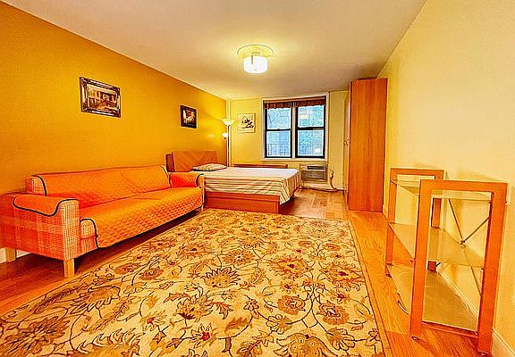 3rd image of 145 E 29th St APT 5D