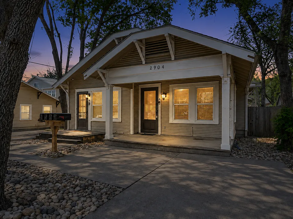 2904 Pearl St #B