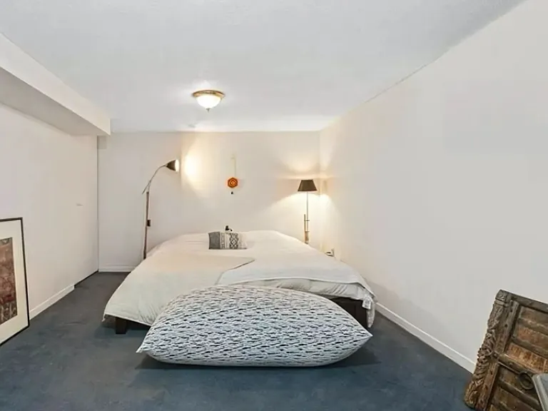 9 Acacia Ave #2 — Photo 8