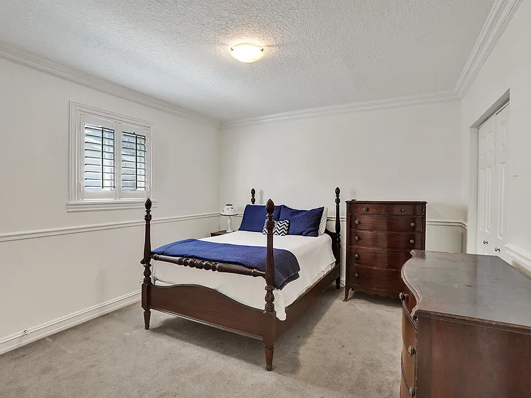 248 Codrington Dr — Photo 74