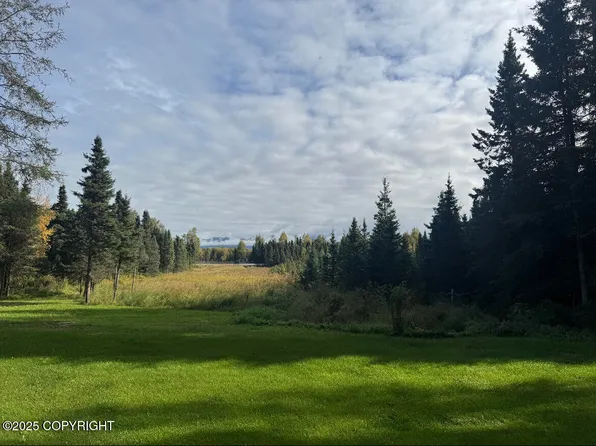 6017 Collins Way, Anchorage, AK 99502