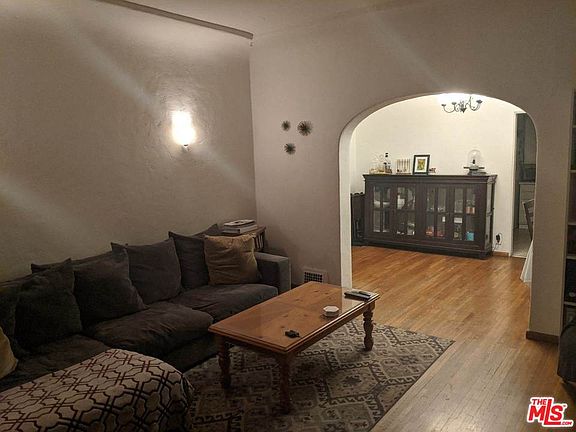 3rd image of 4728 Kraft Ave