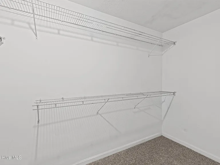 7598 Pleasantville Way — Photo 46