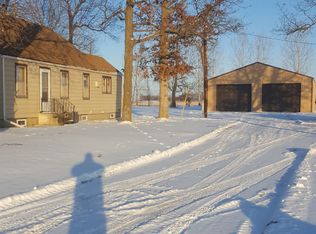 1366 Fontana Blvd, Hazleton, IA 50641