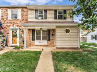 61 Kingsley Way, Freehold, NJ 07728